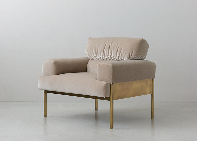 SUKI sofa | interiors online store
