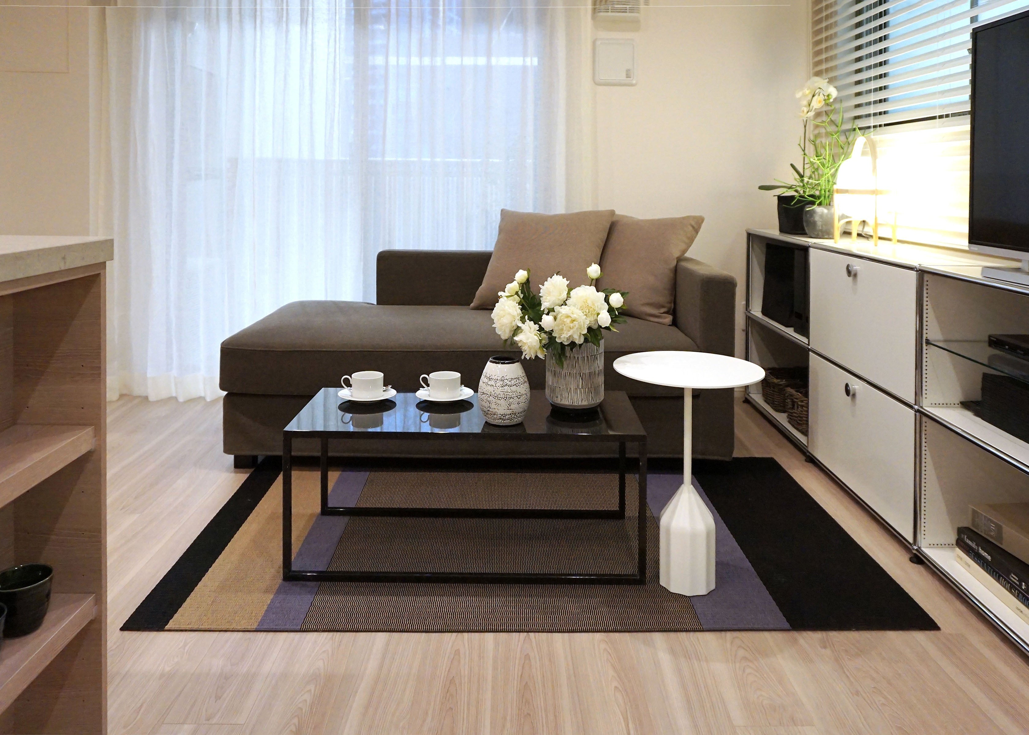 BK サイドテーブル (スクエア型)