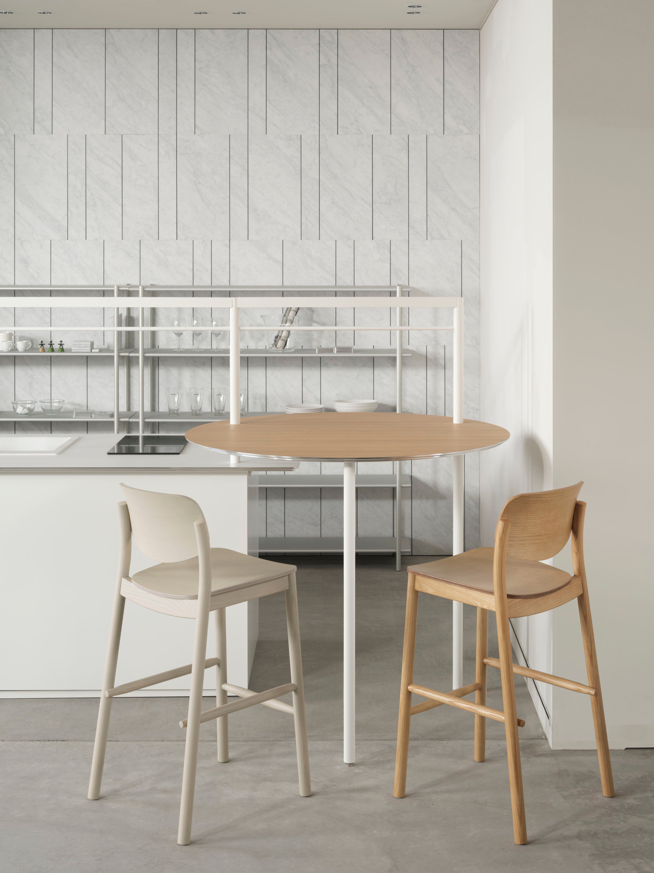 ZUNTO カウンターチェア