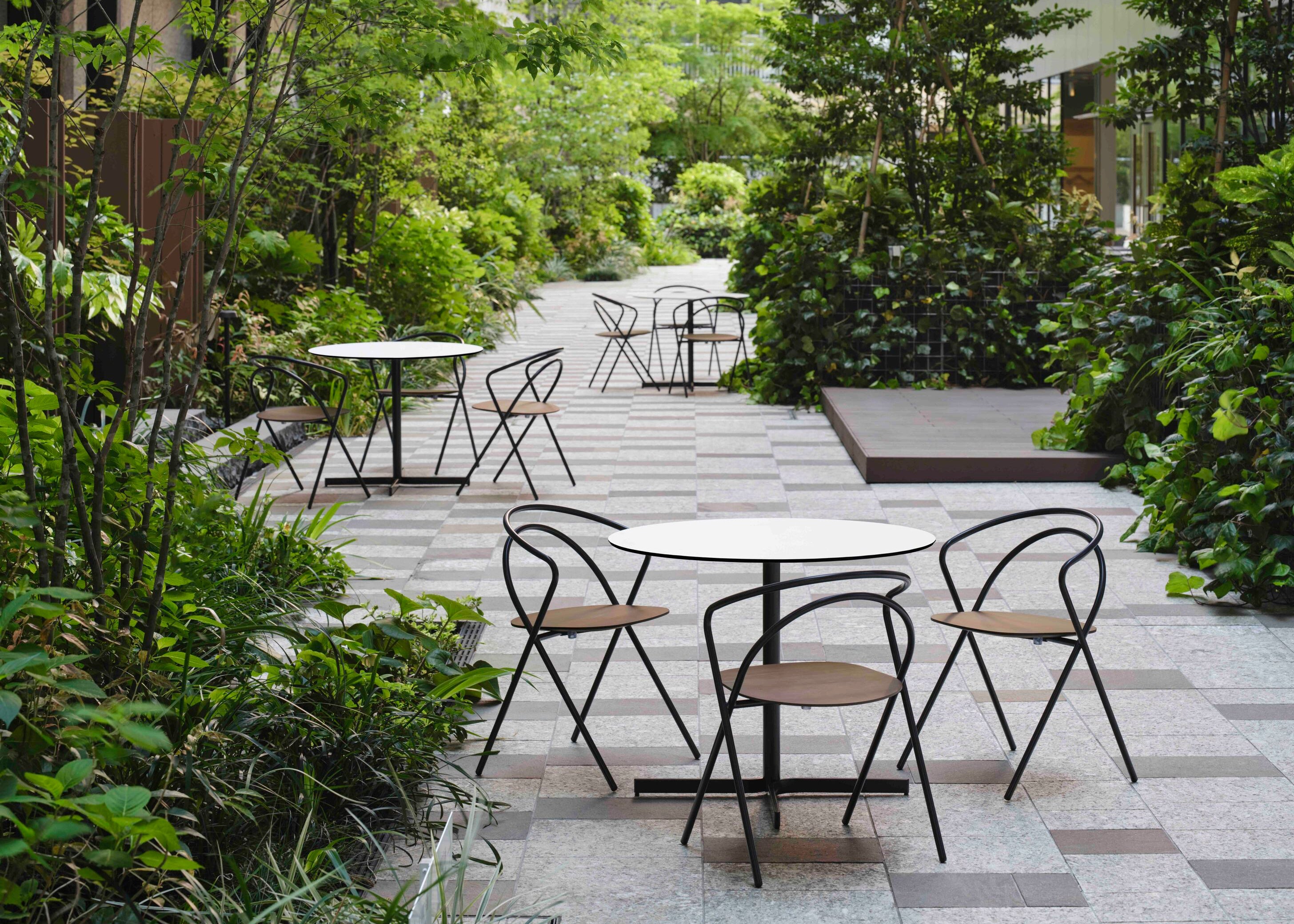 XT アウトドア サイドテーブル