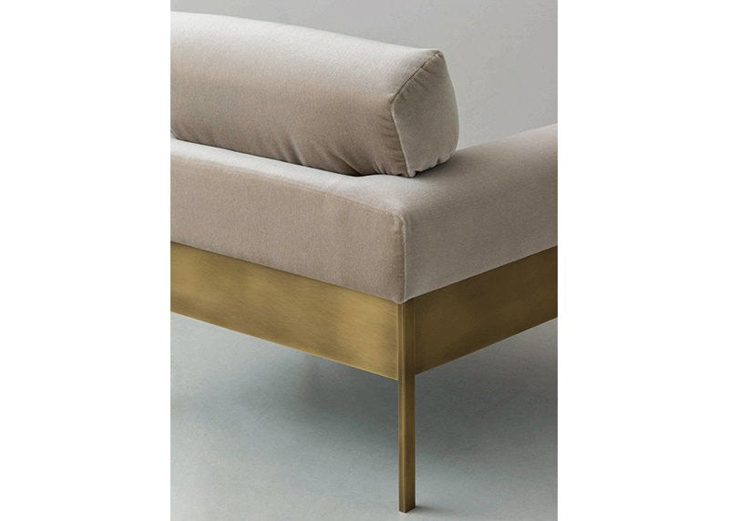 SUKI sofa | interiors online store