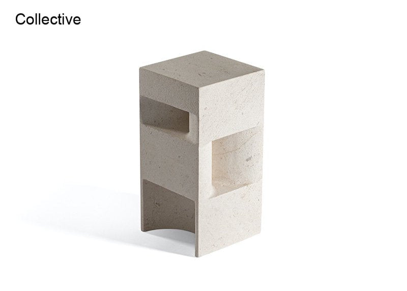 ニューヨークのデザインスタジオYabu PushelbergによるAssemblyは彫刻のようなミニマルな３つのピースからなるコレクションで、人生とは予測不可能で、シンプルに美しいのだということを表しています。ライムストーンのCrema D’orciaを彫刻し滑らかさを表現。無形質な輪郭、かつ幾何学的なフォルムに仕上げました。それぞれ、Self, Collective, Convergence と名づけられ、「個人」「コミュニティ」「交わり」をあらわしています。それぞれ一つでも成立しますが、すべて集まると、人が関わりあいを持つときに生まれる本質的な美しさが現れます。