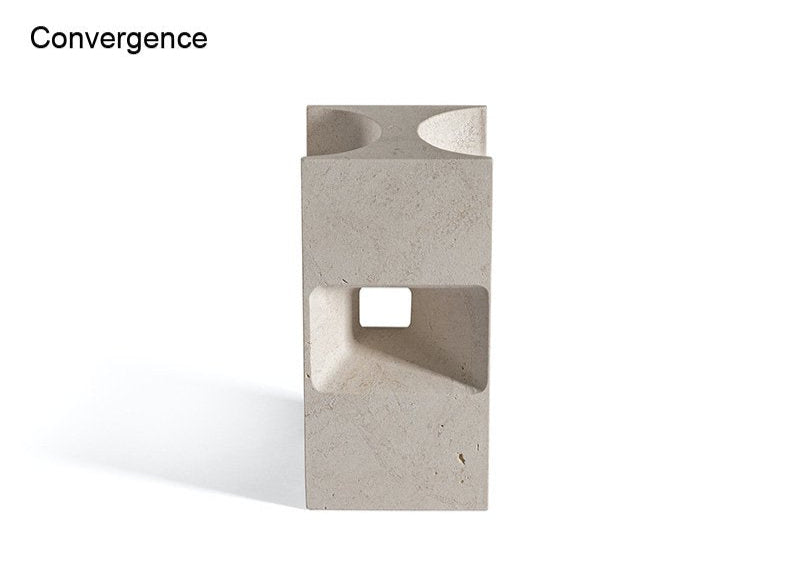 ニューヨークのデザインスタジオYabu PushelbergによるAssemblyは彫刻のようなミニマルな３つのピースからなるコレクションで、人生とは予測不可能で、シンプルに美しいのだということを表しています。ライムストーンのCrema D’orciaを彫刻し滑らかさを表現。無形質な輪郭、かつ幾何学的なフォルムに仕上げました。それぞれ、Self, Collective, Convergence と名づけられ、「個人」「コミュニティ」「交わり」をあらわしています。それぞれ一つでも成立しますが、すべて集まると、人が関わりあいを持つときに生まれる本質的な美しさが現れます。