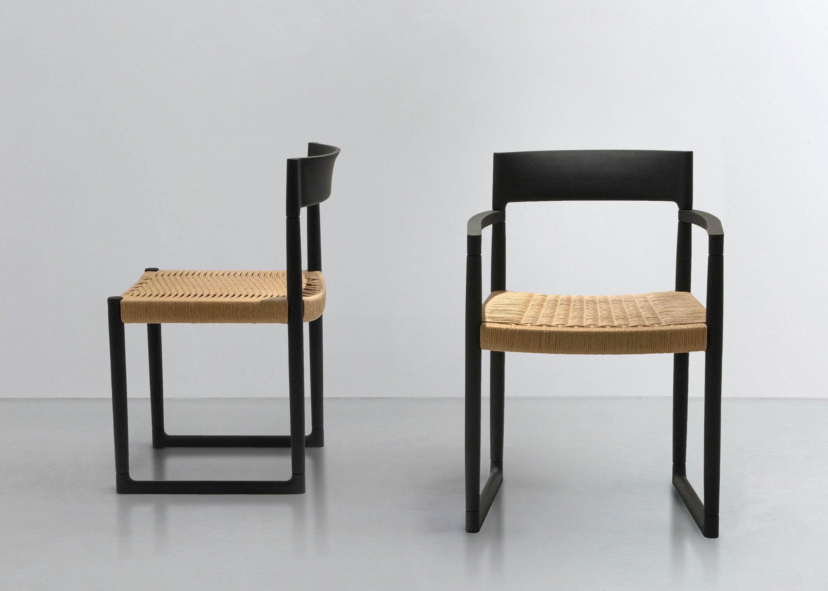 SWEEPY chair | interiors online store