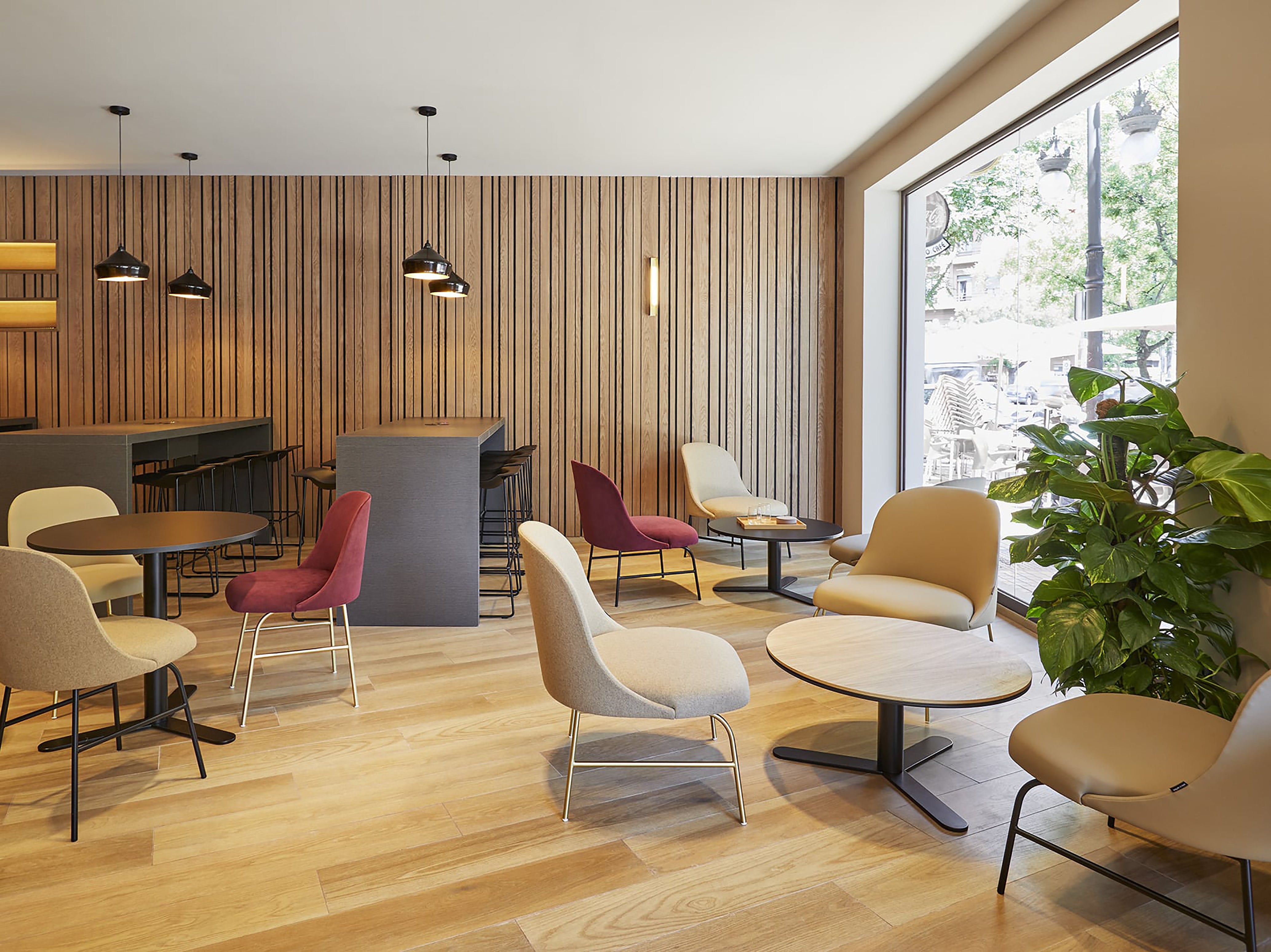 ALETA ラウンジチェア（アームなし）